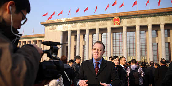 韓媒聚焦中國兩會：探索經濟新常態發展對策