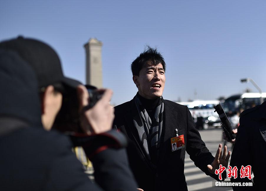 全國政協十二屆三次會議在北京開幕