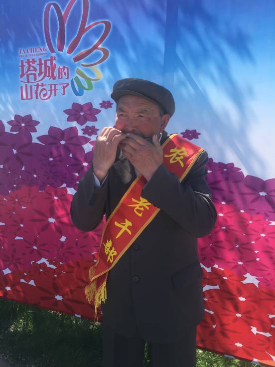 新疆老黨員不忘初心：共產黨員什么時候都不能脫離群眾