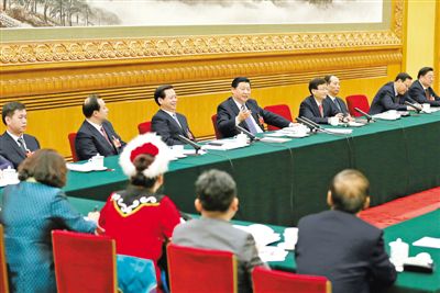 一枝一葉總關(guān)情，習近平兩會上的民本情懷