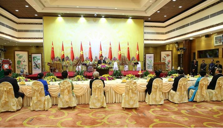 習近平和彭麗媛出席阮富仲和張晉創共同舉行的歡迎晚宴