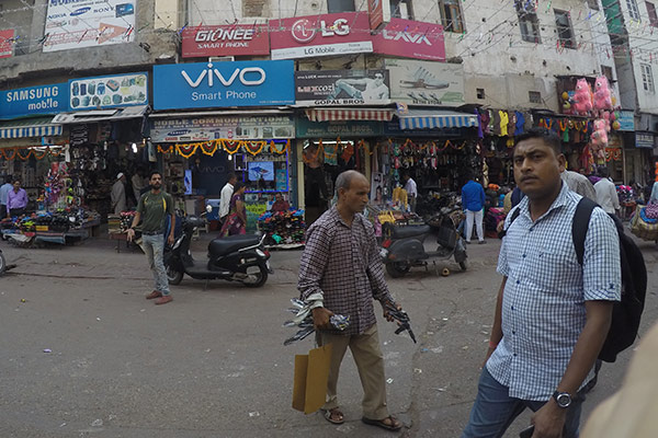 中國智能手機廠商搶奪印度市場