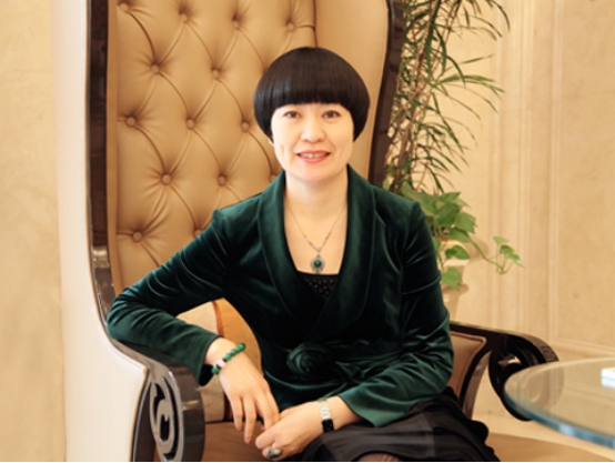 地產華表獎：樓艷青榮獲房地產領軍人物獎