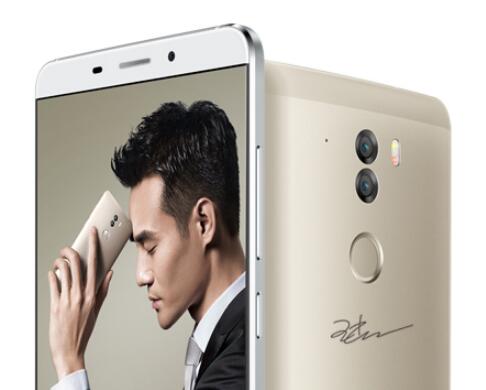 360手機王凱周鴻祎簽名版京東眾籌PK 王凱暫時領先