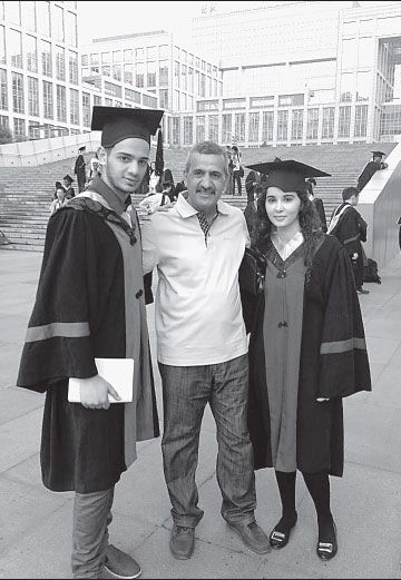 阿巴斯·卡迪米：扎根中國(guó)的異鄉(xiāng)客