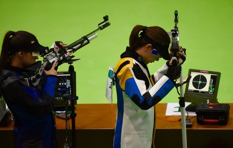 杜麗、易思玲雙雙進入女子10米氣步槍決賽