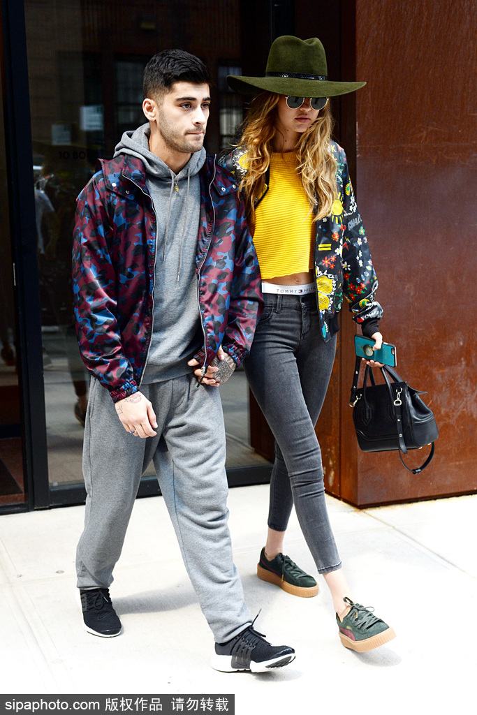 盤點：七夕虐狗模式開啟 歐美明星情侶街拍恩愛衣品一起秀！