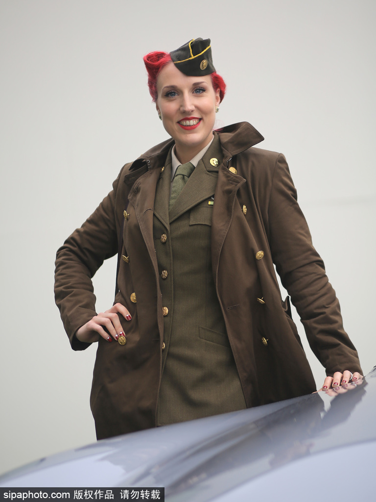 英古德伍德復古會 民眾復古裝搭配老爺車韻味十足