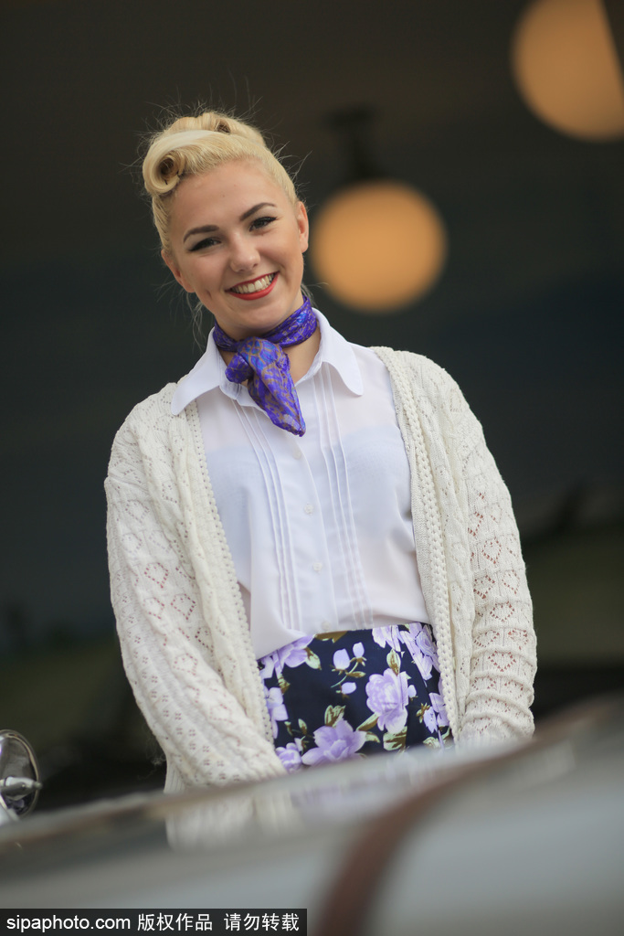 英古德伍德復古會 民眾復古裝搭配老爺車韻味十足