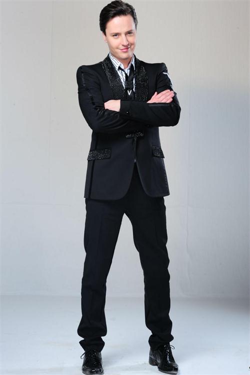 國慶去哪兒？汪涵現身萬人盛宴，就約你隆里古城見！