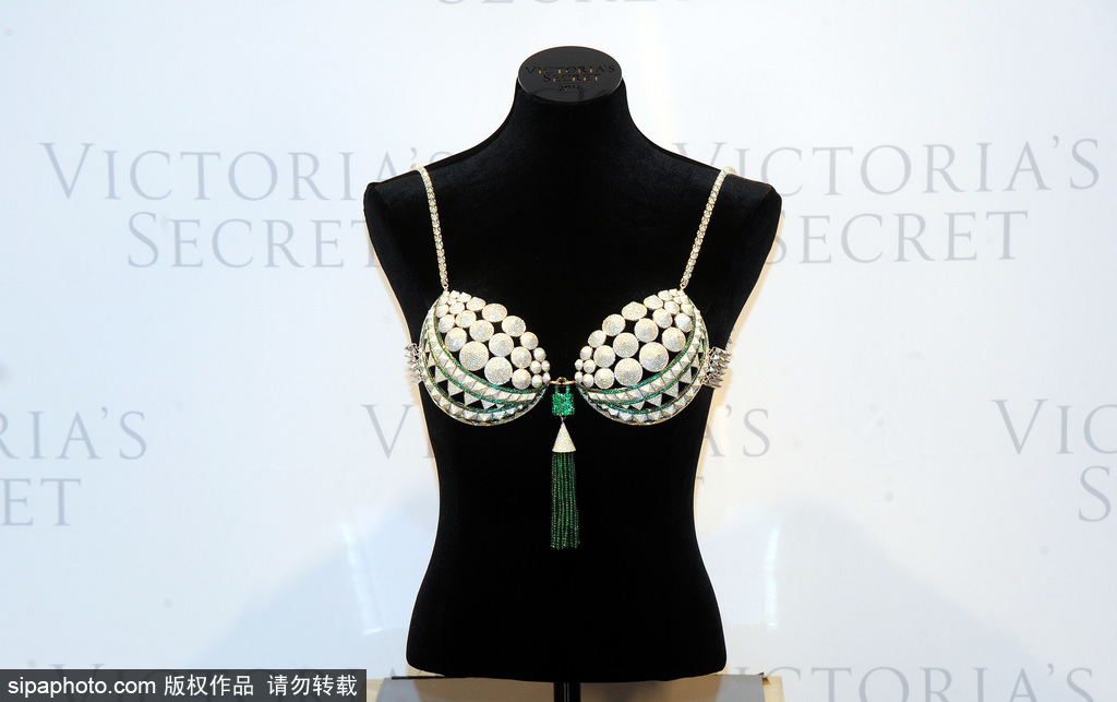 維密價值300萬內衣問世 超模Jasmine Tookes現身助陣