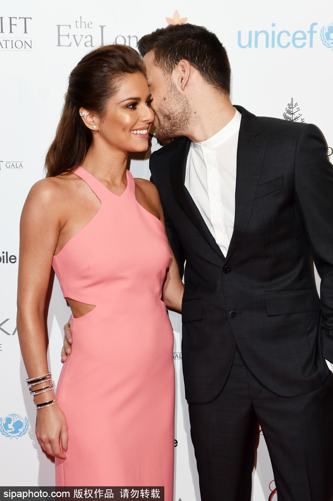 光棍節的暴擊│盤點明星情侶蘇炸了的甜蜜瞬間