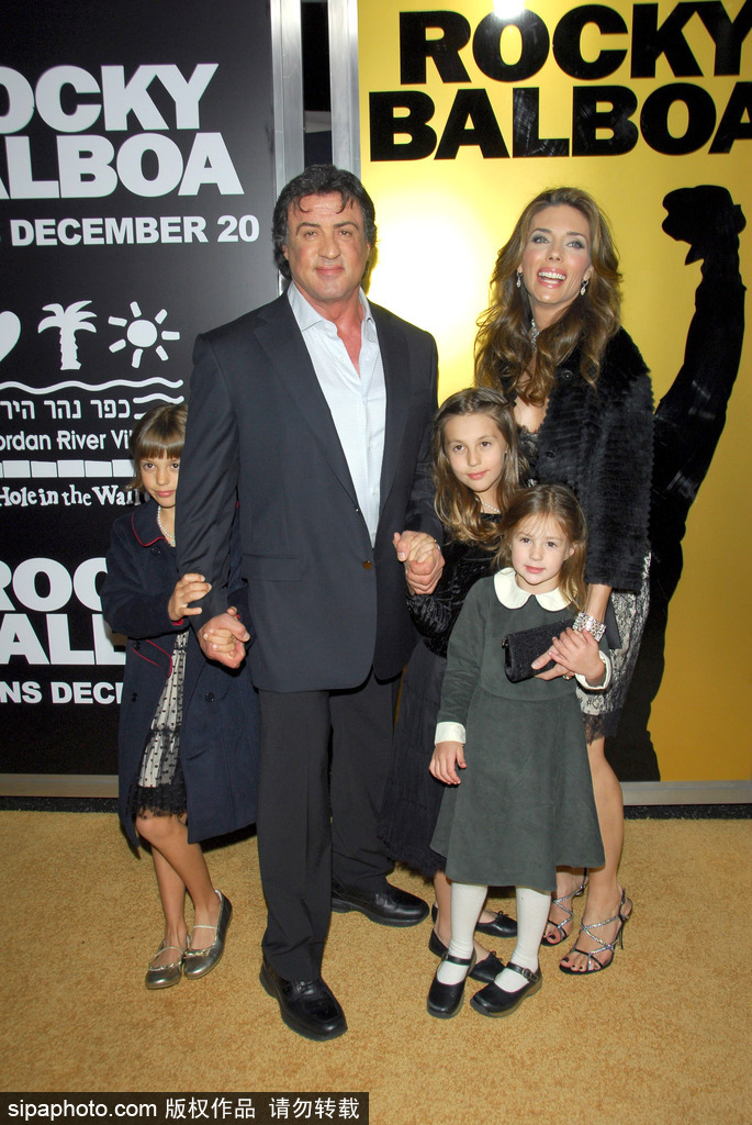 盤點人生贏家史泰龍的超模女兒團！他說“最好永遠不長大”