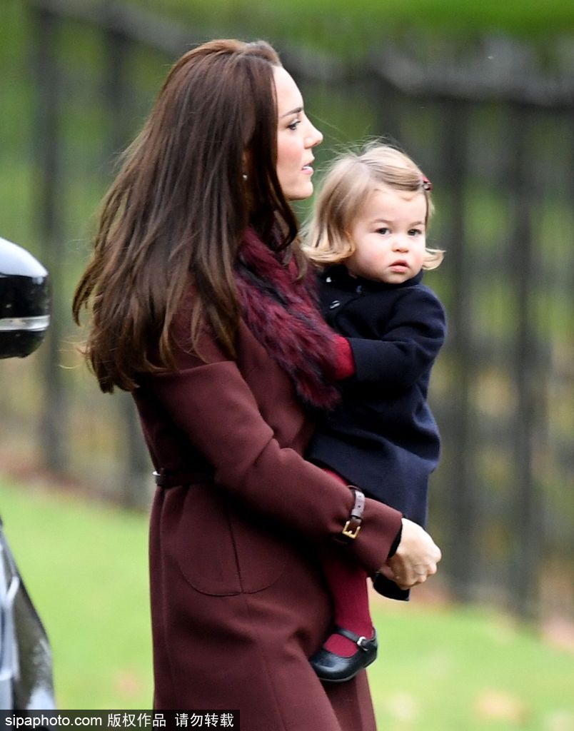 論抱娃我只服英國(guó)凱特王妃 王子公主萌態(tài)百出