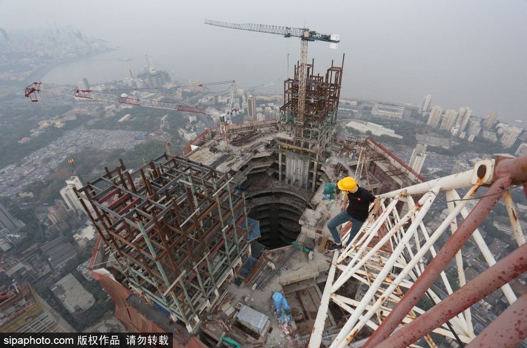 大神請收下我的膝蓋 看世界各國牛人高空炫技