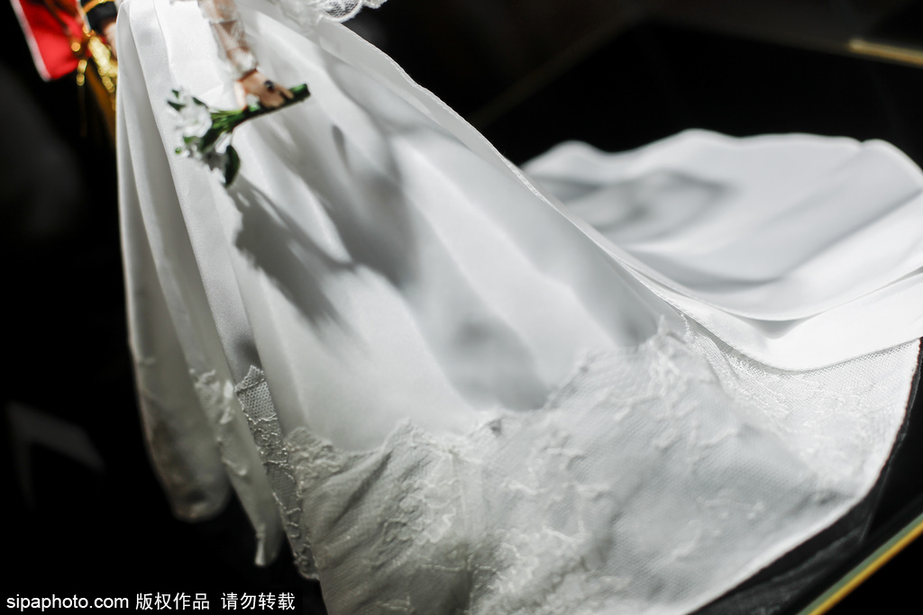 “王室”芭比娃娃亮相馬德里 威廉王子夫婦大婚造型搶眼