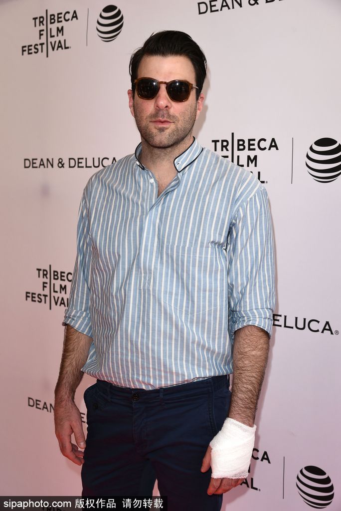 狼叔又患皮膚癌大布摔斷鎖骨 盤點帶傷亮相的明星