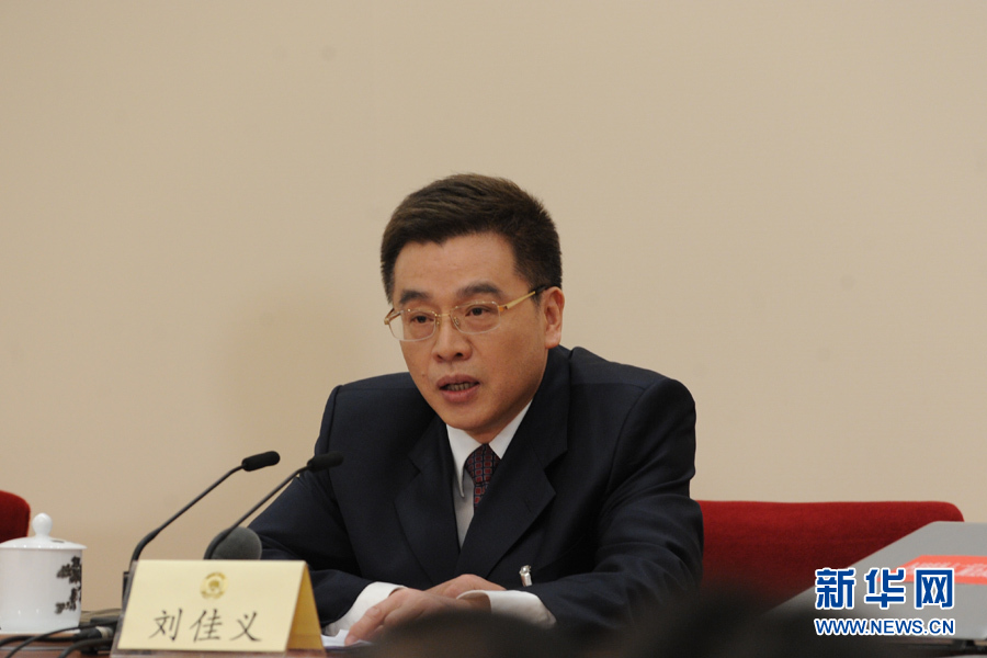 新聞發布會主持人劉佳義