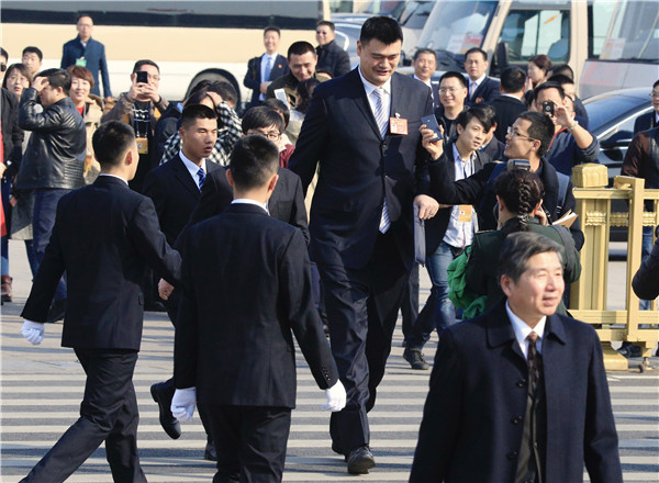 全國(guó)政協(xié)十二屆五次會(huì)議在京開(kāi)幕