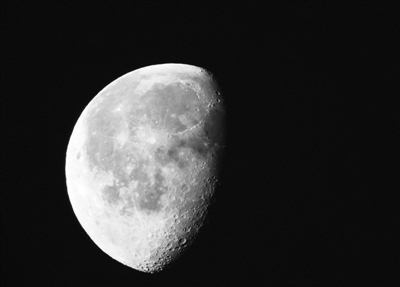 月球的身份能“晉級(jí)”嗎？