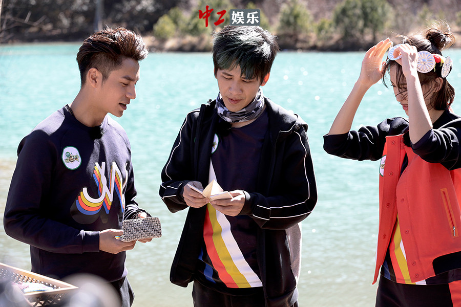 《二十四小時》吳磊麗江跑酷帥翻網友 陳坤開座談會聊人生