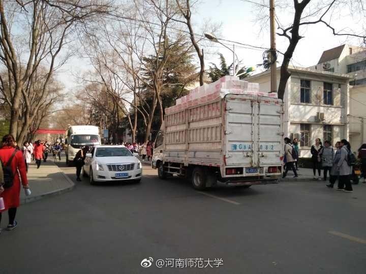 貼心！河南一高校為女生發(fā)衛(wèi)生紙福利