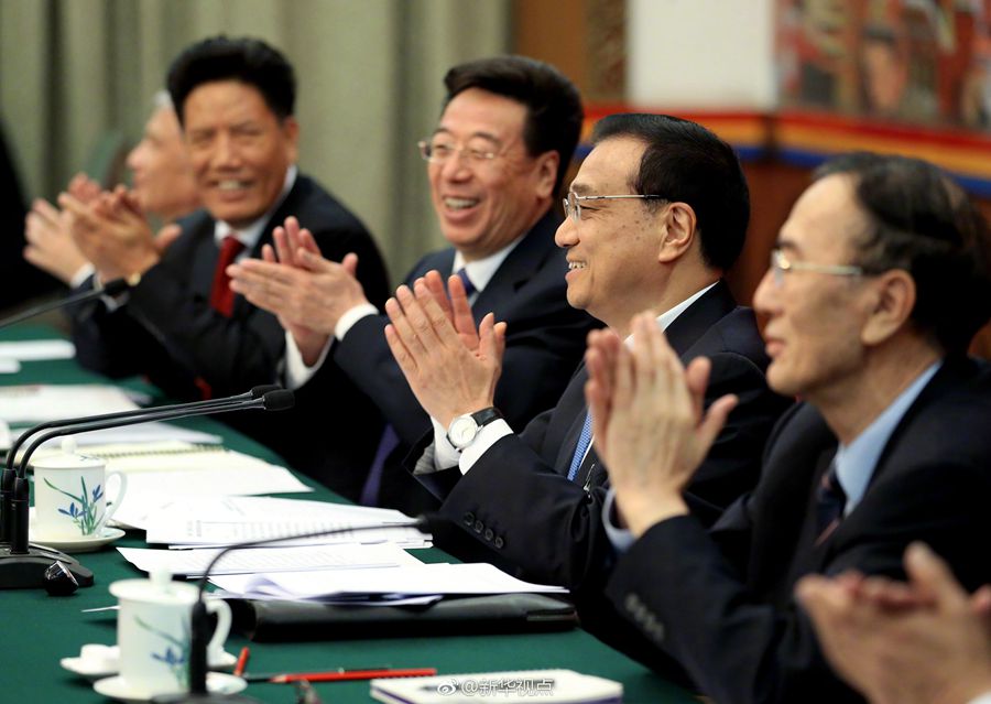 李克強參加西藏代表團審議：民族團結要像糌粑和糍粑那樣捏成團、聚成團、抱成團