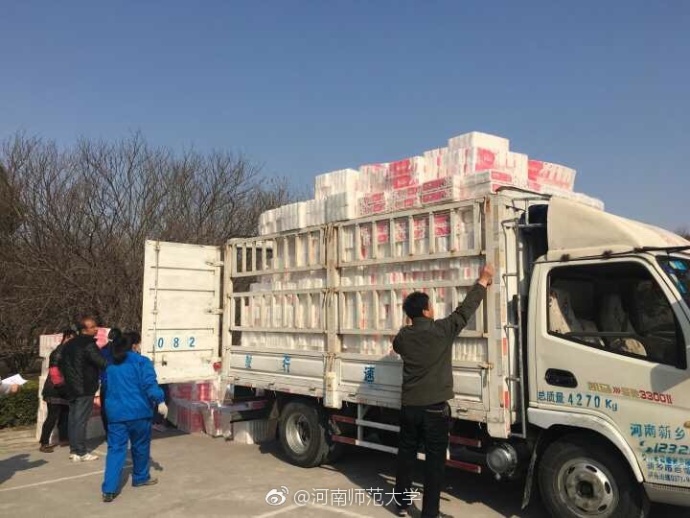 高校發(fā)衛(wèi)生紙福利 網(wǎng)友：看看別人家的學(xué)校！【圖】