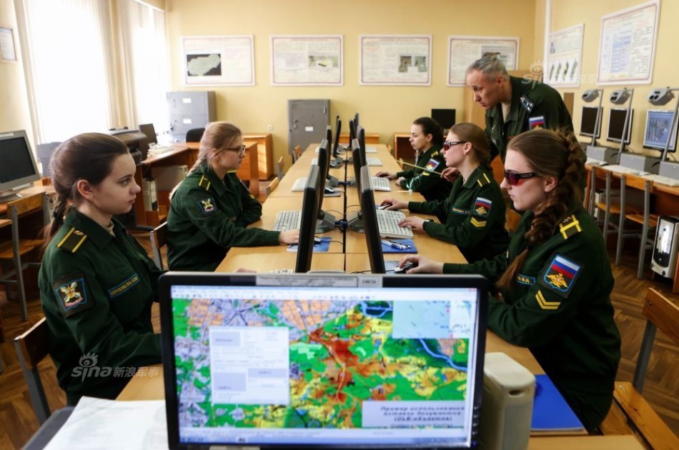 高顏值高材生！俄航天學院培養美女間諜讀圖員