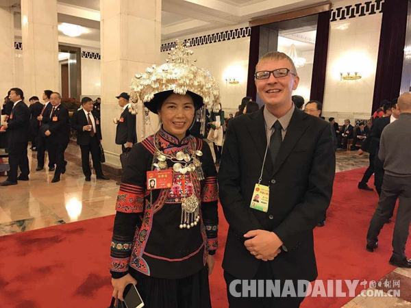 艾瑞克跑兩會 | 第六集：關于代表和委員的清晰表達，艾瑞克有話講