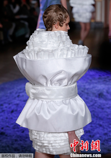 組圖：辣眼睛的時(shí)尚