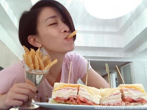 娛樂圈吃貨多：趙麗穎毛曉彤林允張?zhí)鞇圩類鄢?/></p>
</div>

<div width=