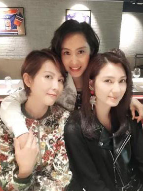 洪欣朱茵蔡少芬陳法蓉相擁合影 網友：一群天仙！