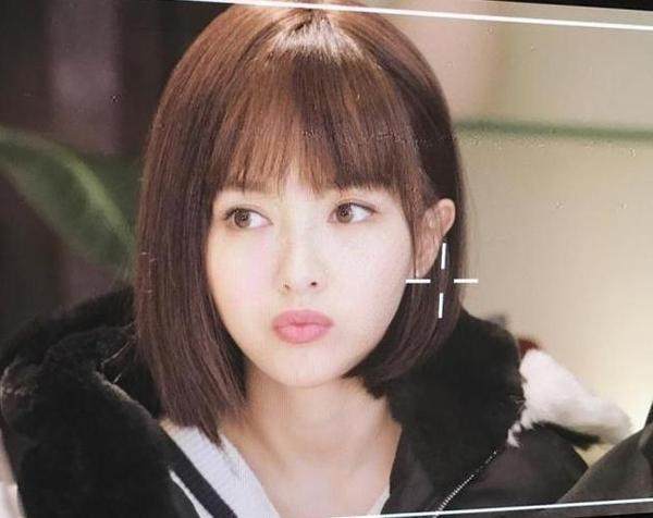 唐藝昕鄭爽郭采潔唐嫣劉詩詩 女星短發PK誰敗了