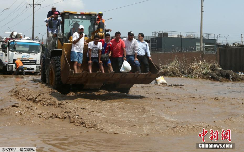秘魯強降雨引發洪災泥石流 數萬人受災[組圖]