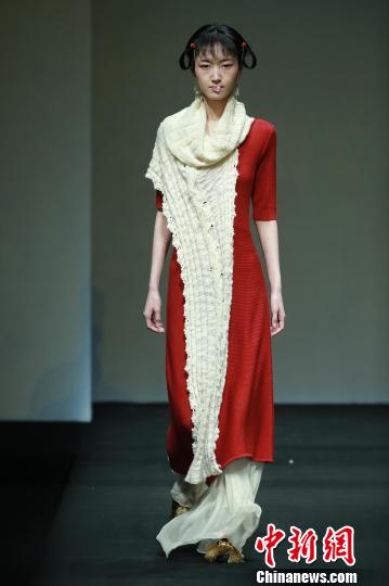 倡導快樂慢生活的“生活在左”秀首次亮相中國國際時裝周