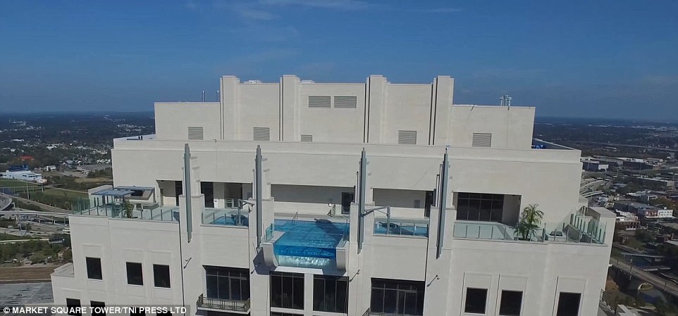 有錢還得有膽！美國豪華公寓推出“天空之池”