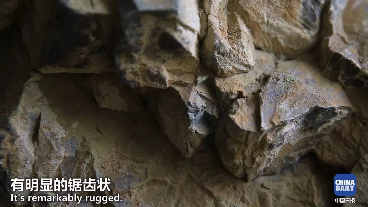 解碼中國丨這位當(dāng)代“愚公”在懸崖峭壁上鑿出7千米水渠,現(xiàn)實比神話傳說更震撼!