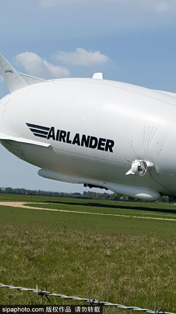 全球最大飛行器Airlander 10準備起航 再次跳起“電臀舞”