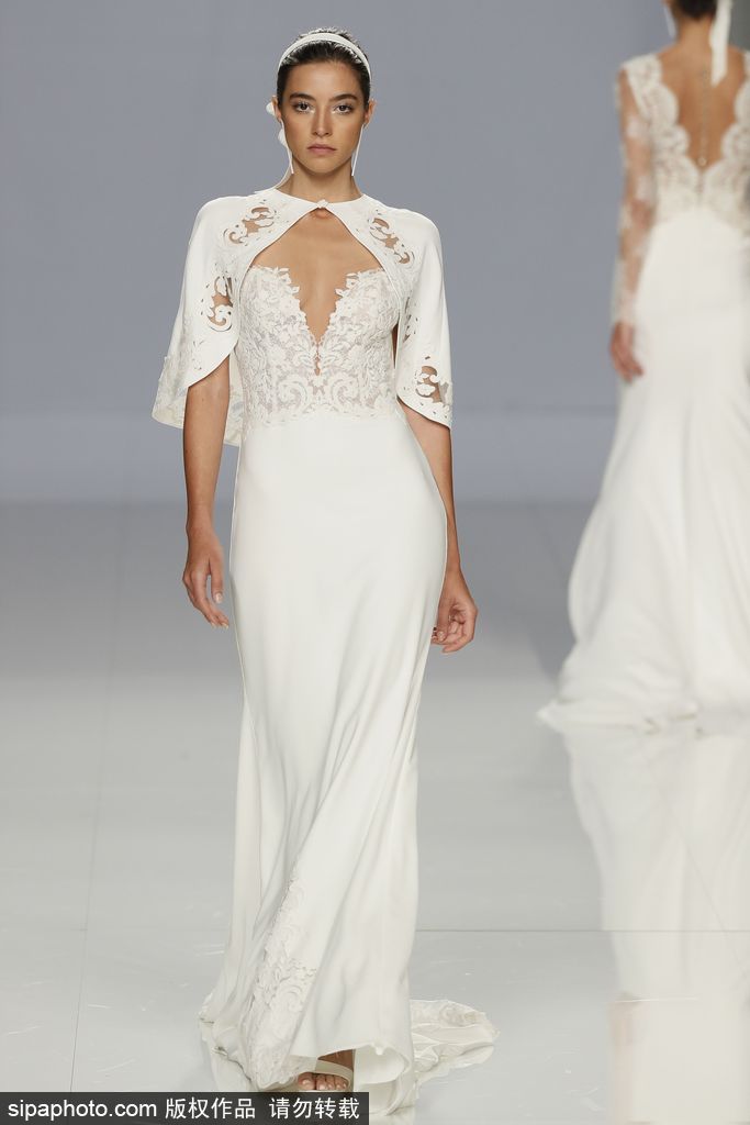 2018巴塞羅那婚紗周開走 純白婚紗唯美優雅