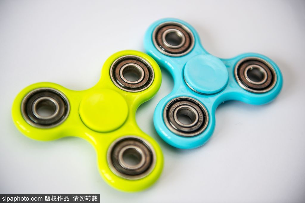 英國指尖陀螺風(fēng)靡全球