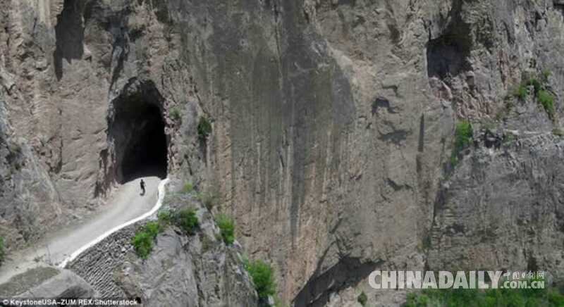 天險公路成“網紅”（組圖）