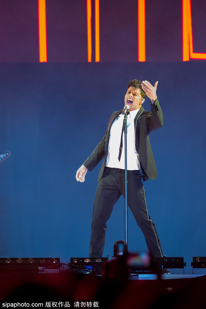 拉丁歌王瑞奇·馬丁西班牙火爆開唱彰顯個(gè)人魅力