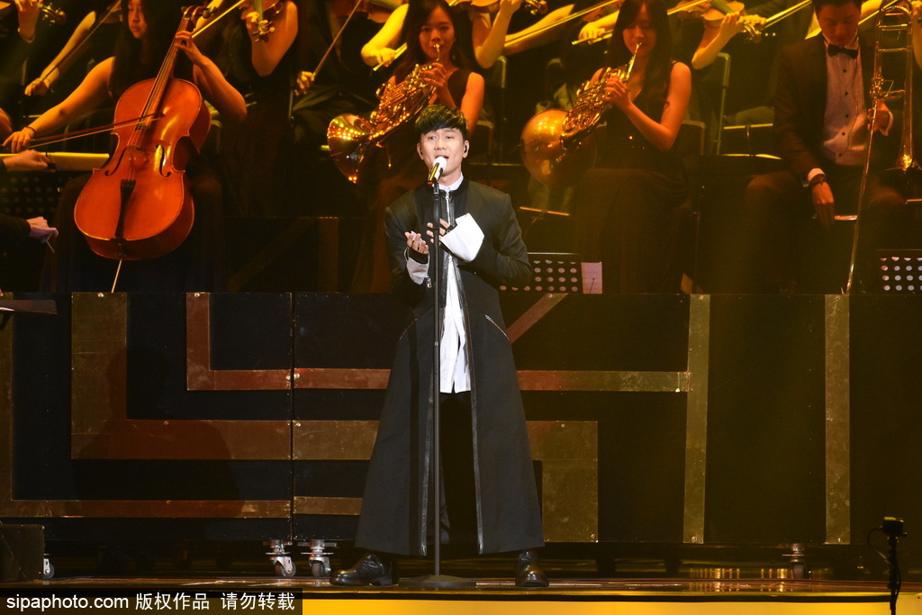 2017 hito流行音樂獎頒獎禮：林俊杰黑衣登臺深情獻唱