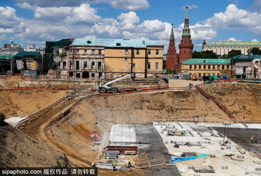 跟隨游客游覽莫斯科 觀光車視角下的俄羅斯城市風光
