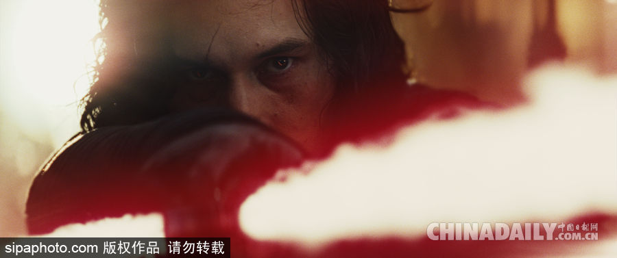 《星球大戰：最后絕地武士》海報曝光 12月震撼登陸