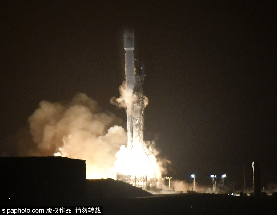 SpaceX獵鷹9號火箭發射10顆銥衛星 成功海上回收
