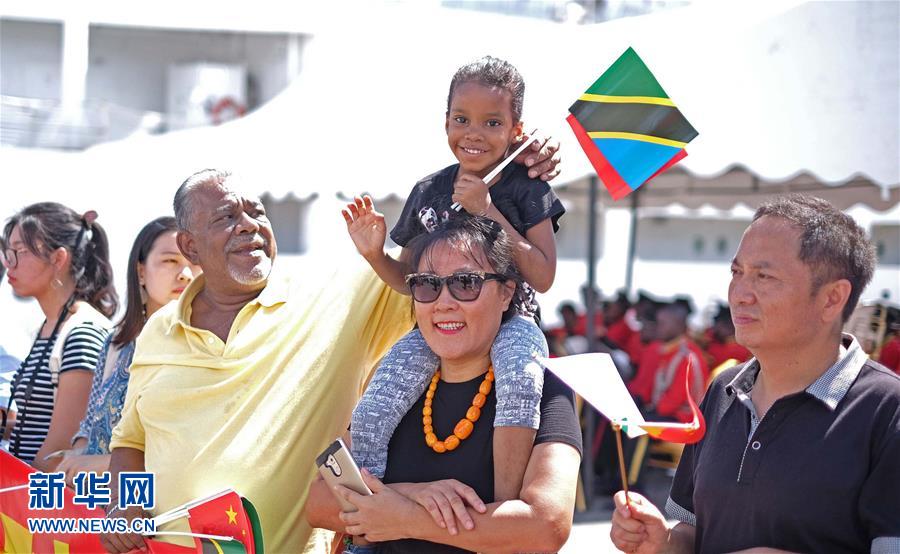 和平方舟醫(yī)院船結(jié)束對(duì)坦桑尼亞的訪問(wèn)