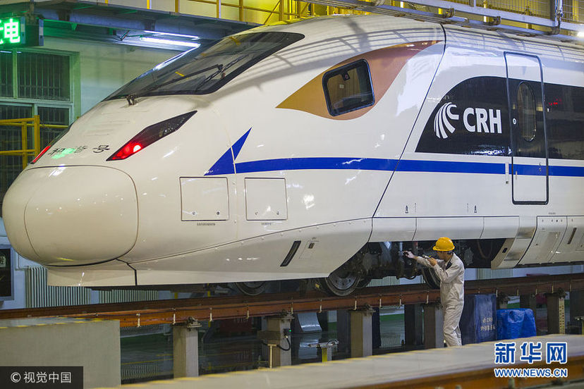 西安：動(dòng)車(chē)“體檢” 備戰(zhàn)西成高鐵開(kāi)通