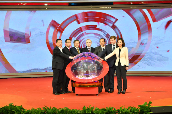 人民網搭平臺 全網征集“一帶一路”好故事